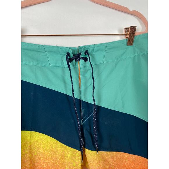 Billabong Men T-Street Pro shorts Boardshort Trunk Colorblock Swim Surf Size 32 - Picture 6 of 9
